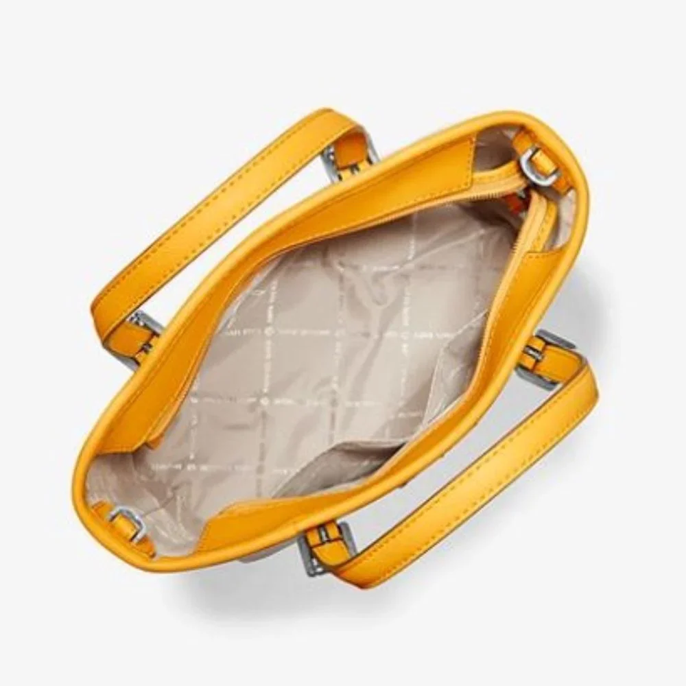 Michael Kors Jet Set Travel ES Logo Top-Zip Tote